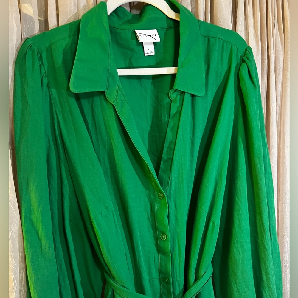 Green tie dress